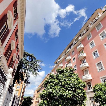 Bellezza Al Colosseo - B&B & Apts Rome Bagian luar foto