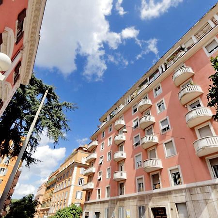 Bellezza Al Colosseo - B&B & Apts Rome Bagian luar foto