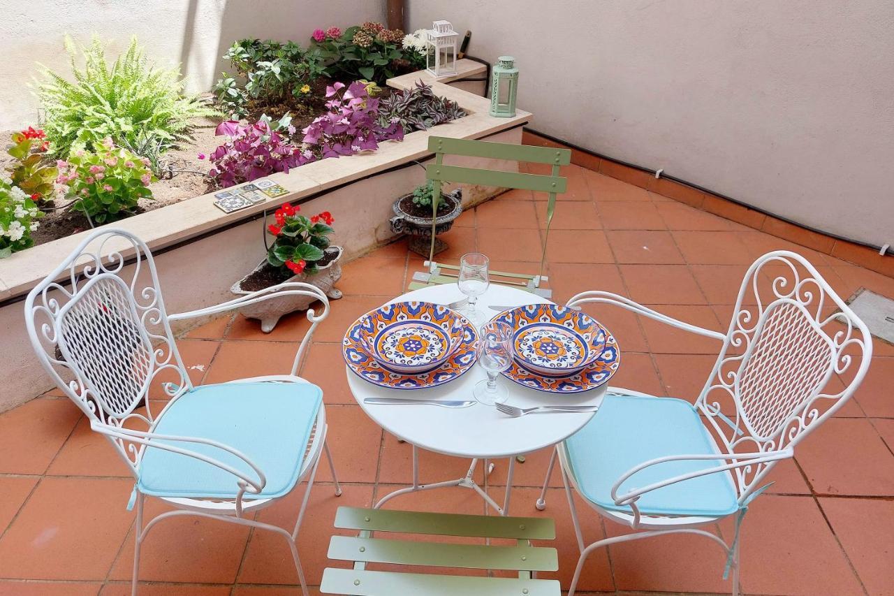 Bellezza Al Colosseo - B&B & Apts Rome Bagian luar foto