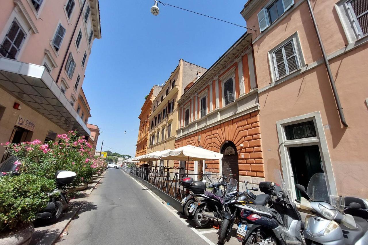Bellezza Al Colosseo - B&B & Apts Rome Bagian luar foto