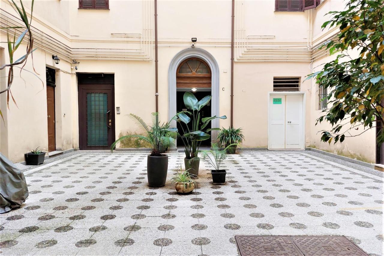 Bellezza Al Colosseo - B&B & Apts Rome Bagian luar foto