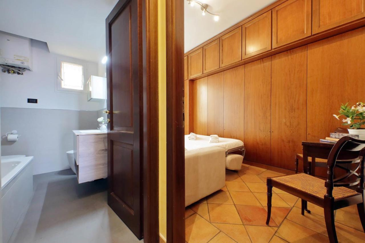 Bellezza Al Colosseo - B&B & Apts Rome Bagian luar foto